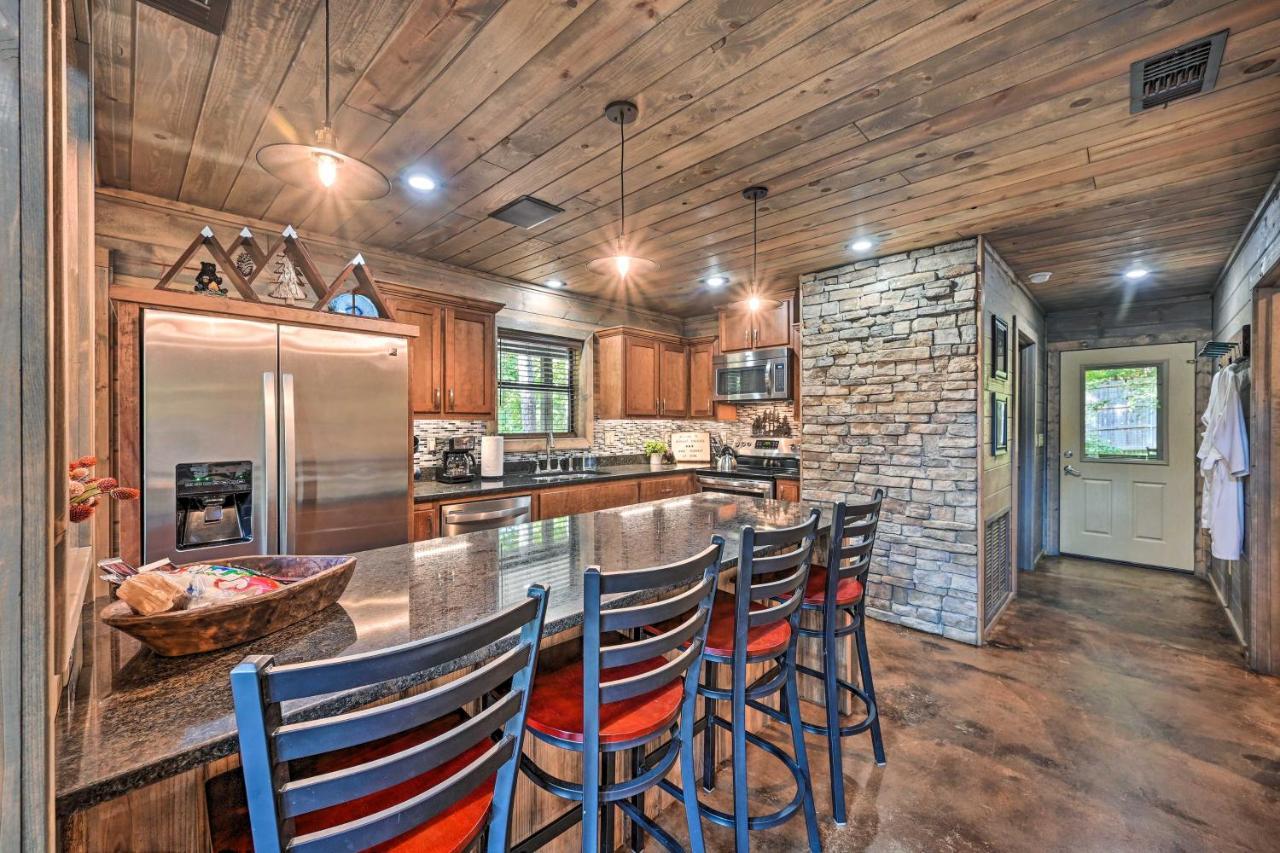 Luxe Broken Bow Cabin With Tesla Charging Station Stephens Gap Экстерьер фото